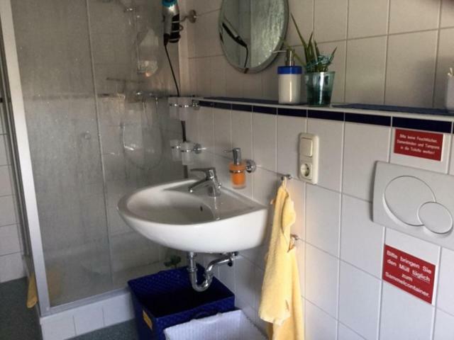 Theodor Storm Unterkuenfte 1 Appartement Husum  Buitenkant foto